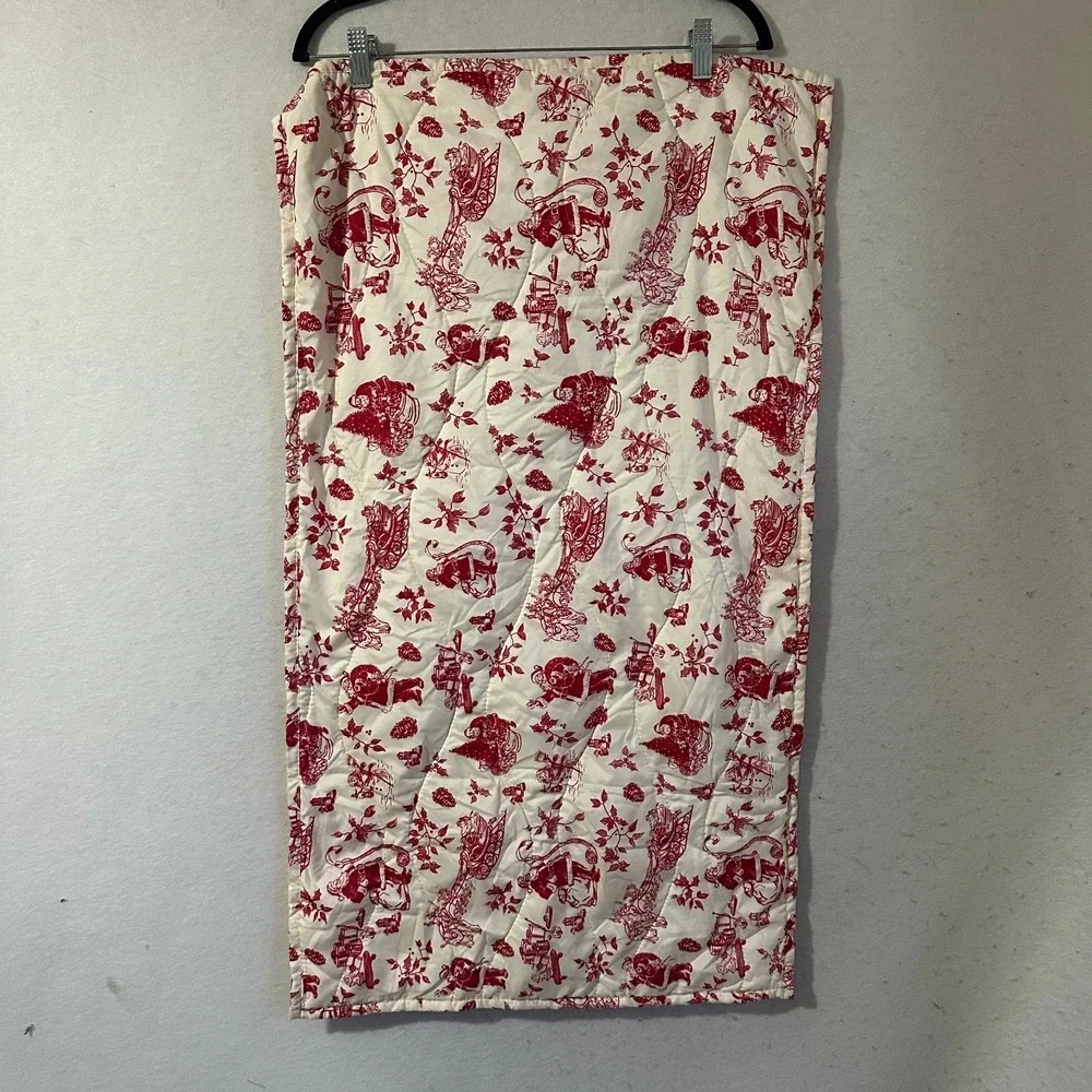 Hallmark  Santa reindeer Toile King Pillow Sham Red White‎ Christmas quilted